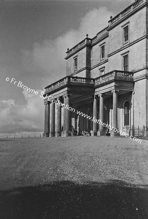 ROCKINGHAM HOUSE   THE PORCH